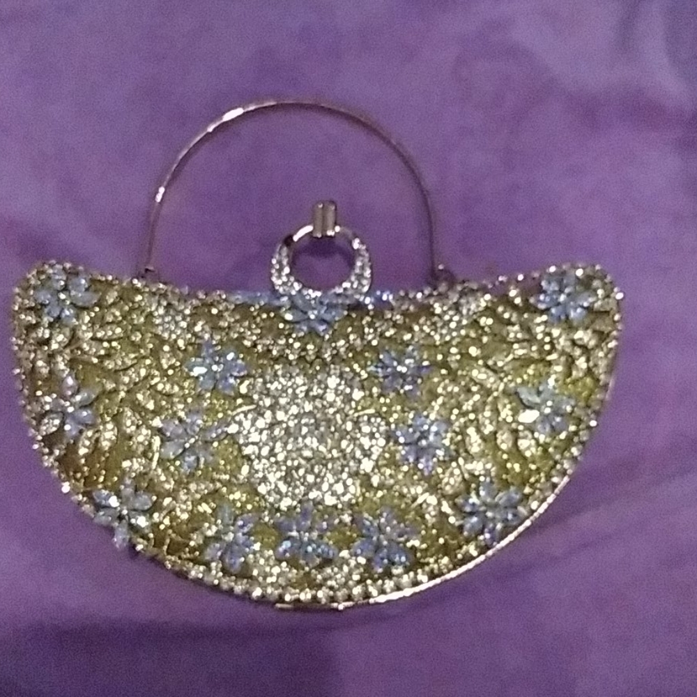 Cocktail clutch